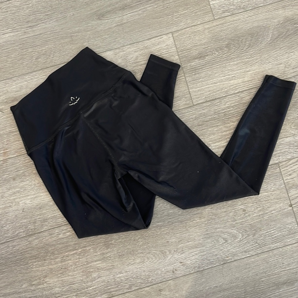 Beyond Yoga Black Shine Legging